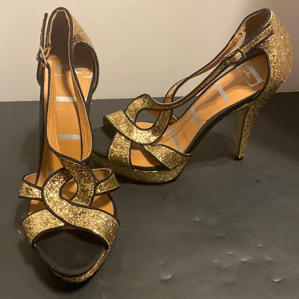 Elle Gold Glitter T-Strap Retro High Heels 8.5